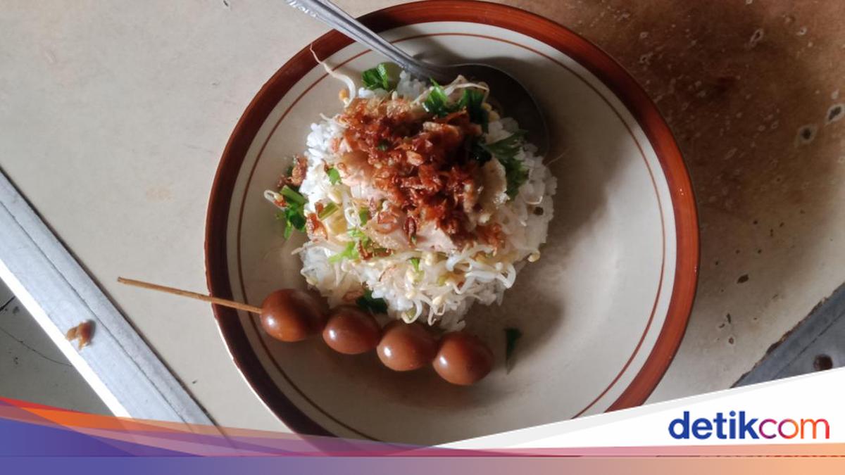 Soto Pitik Bu Yati: Flavors That Bring Back Memories in Cilacap
