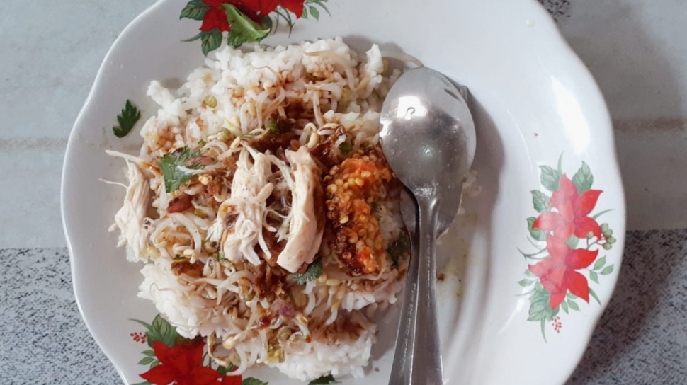 Soto Pitik Bu Yati: A Traditional Flavors That Tantalize Your Taste Buds in Cilacap